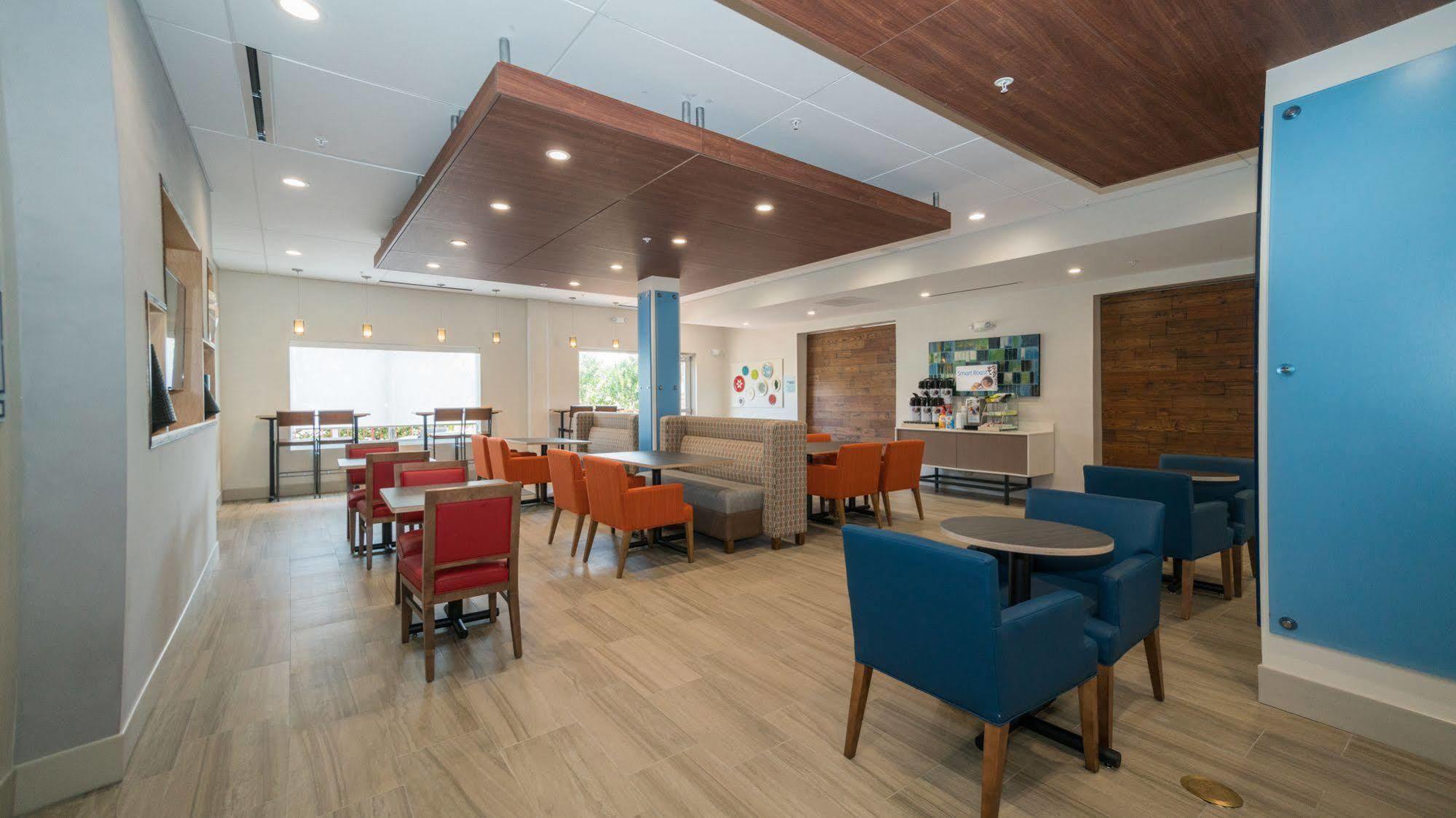 Holiday Inn Express & Suites - Southaven Central - Memphis, An Ihg Hotel Extérieur photo